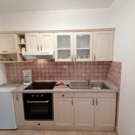 Apartment Mari Funtana Luaran gambar